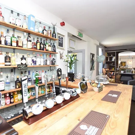 Tintagel Arms Bed And Breakfast Bed & Breakfast Tintagel